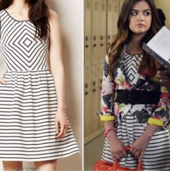 Maeve | Anthropologie Mitred Black & White Striped Fit & Flare Dress Size 8 P - Picture 2 of 12